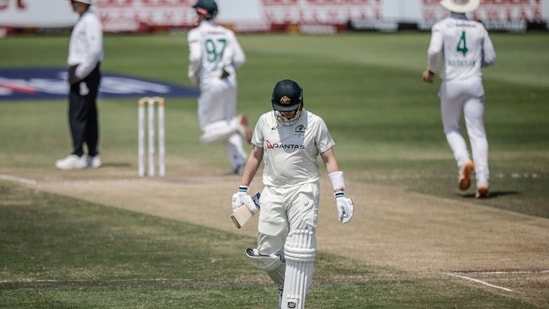 Steve Smith departs as Australia lose three (AFP)