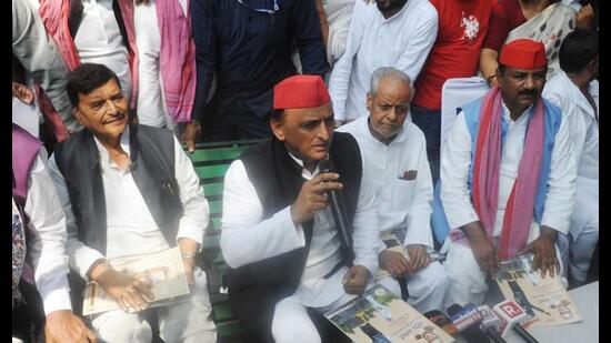 Samajwadi Party president Akhilesh Yadav speaking to journalists on Monday. (Sourced)