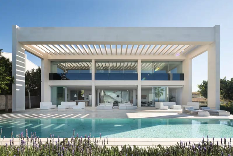 Alia Bhatt and friends, including Akansha Ranjan Kapoor, stayed in a private Mallorca villa arranged through Moritz Luxe Residences.