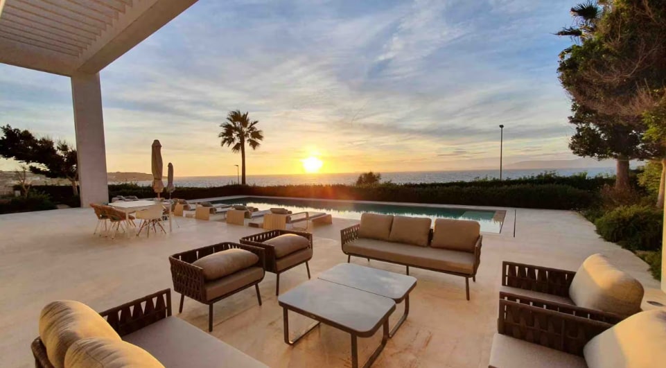 Spacious living areas and elegant design create a warm, inviting retreat for a luxurious getaway. (www.airbnb.co.in)