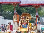 చిన్నశేష వాహనంపై కృష్ణుడి అలంకారంలో మలయప్పస్వామి దర్శనం