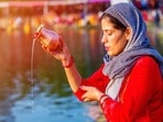 తులా సంక్రాంతి 2026: అక్టోబర్ 17న, 18న? స్నానాలు, దానాలు, సూర్యారాధన పూర్తి వివరాలు ఇవిగో!