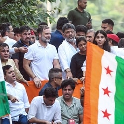 Lok Sabha LoP Rahul Gandhi with RJD leader Tejashwi Yadav, Karnataka Chief Minister DK Shivakumar and others during the INDIA bloc's protest march towards the Supreme Court.