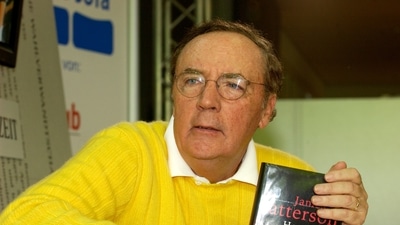 James Patterson pledged $1.25 million in 2015 to fund school library grants, later increasing the donation to $1.75 million. By 2016, 467 schools had received support for books, programs, technology, and repairs. The flexible grants helped schools address their own library needs. (Wikimedia Commons)