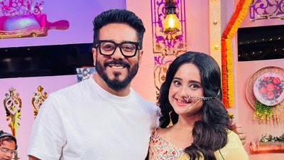 ‘যাকে তুমি বিশ্বাস করো, যার সঙ্গে তোমার সম্পর্ক এত সুন্দর…’, রাজকে নিয়ে সৌমিতৃষা
