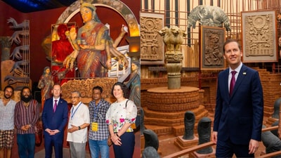 US Ambassador visits Kolkata pandals. (X/@USAmbIndia) US Ambassador visits Kolkata pandals. (X/@USAmbIndia)