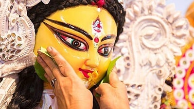 నవరాత్రుల్లో ఈ పరిహారం చేస్తే కోరుకున్న ఉద్యోగం మీ సొంతం!