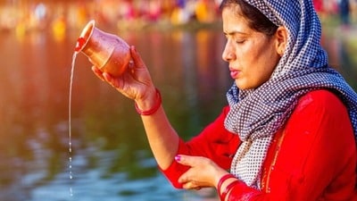 తులా సంక్రాంతి 2026: అక్టోబర్ 17న, 18న? స్నానాలు, దానాలు, సూర్యారాధన పూర్తి వివరాలు ఇవిగో!