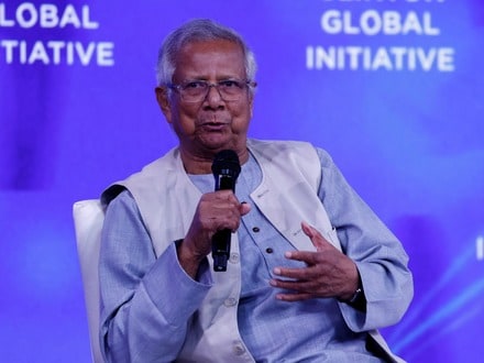 ট্রাম্পের দেশে ইউনুসকে তীব্র হেনস্থা! কাদের বিরুদ্ধে গর্জে উঠল ঢাকা?মুখ খুলল NCP. REUTERS/Jeenah Moon