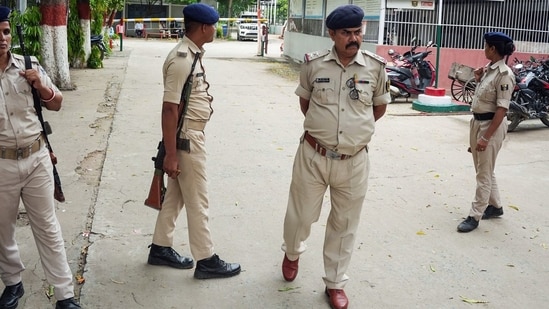The deceased has been identified as Dilshad Ansari, son of Akhbar Ansari, a resident of Badhayi Tola, Auraiya, which falls under the Banuchhapar police station area in Bettiah. (Representational/ANI)