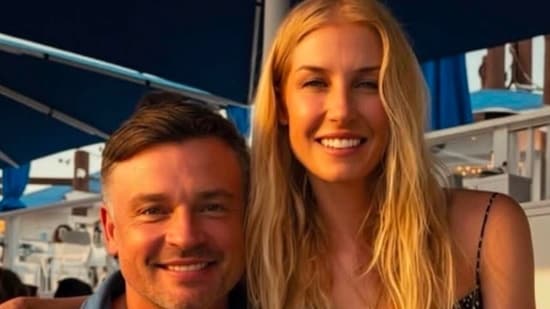 Smallville actor Tom Welling has been married to equestrian and entrepreneur Jessica Rose Lee since 2019.