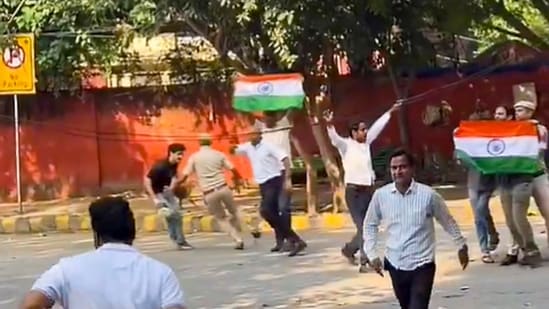 **EDS: THIRD PARTY IMAGE** In this screengrab from a video posted on Oct. 13, 2026, Police detain CJP leader Saurav Das and other workers at Jantar Mantar, in New Delhi. (@abhijeet_dipke/X via PTI Photo)(PTI10_13_2026_000009B)
