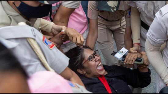 Solanki wrote in his letter that he requests appropriate directions and gender sensitivity training for police personnel deployed on the ground, particularly in handling women protesters. (Reuters)