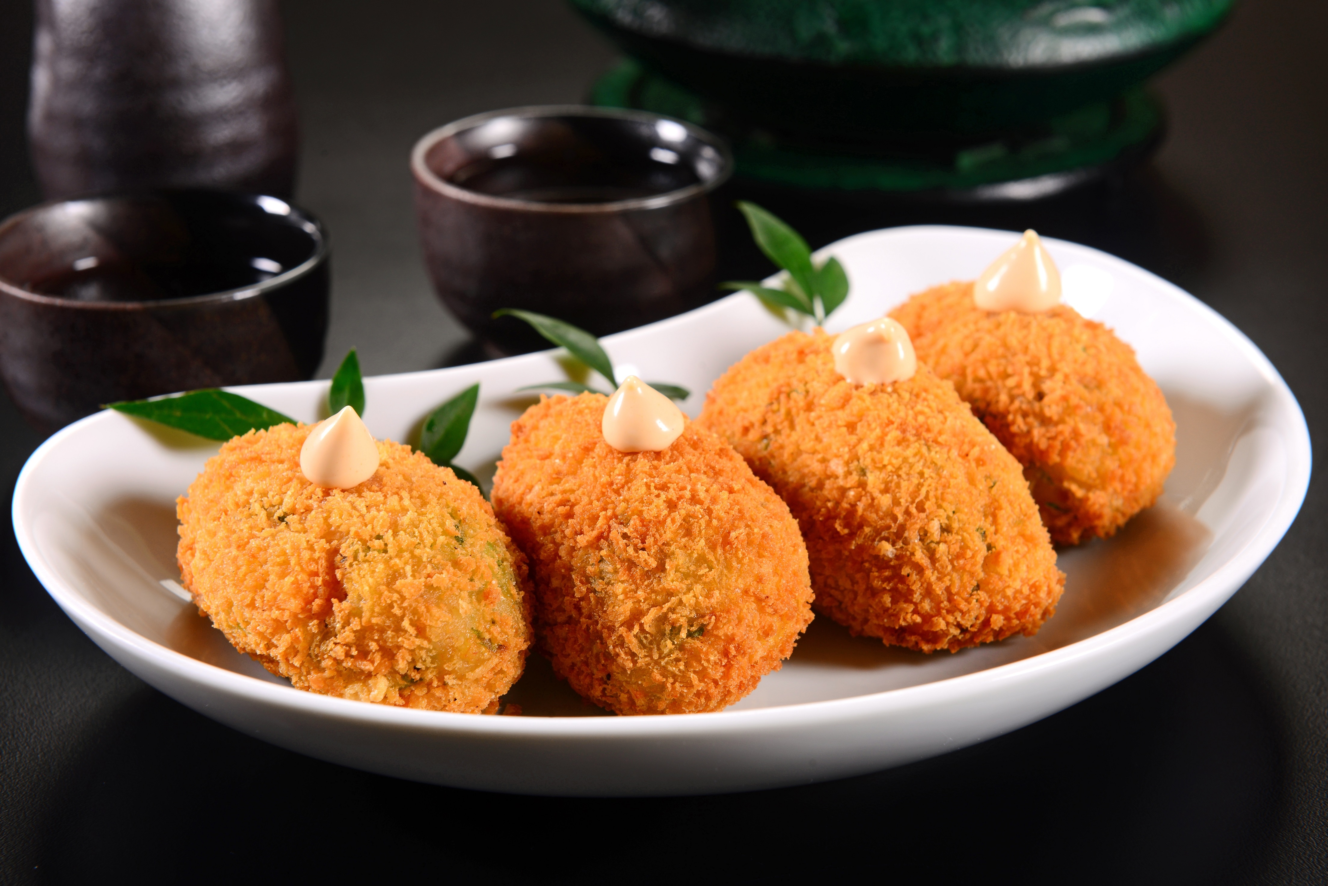 Haryali cutlets made with potatoes, coriander and mint leaves.