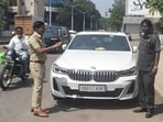 The exercise was part of the state transport department’s ongoing special inspection drive (October 5 to 17) to check private vehicles registered in other states but used regularly in Maharashtra. (HT PHOTO)