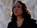Lisa Cook’s lawyer challenges Trump’s latest removal effort, questioning the hearing’s fairness as she remains unavailable on November 5.. REUTERS/Nathan Howard/File Photo
