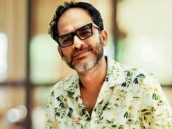‘পুজোয় বগলের জন্য স্পেশাল ঢেউ-খেলানো উইগ অর্ডার করেছে’, চুল না থাকা নিয়ে ট্রোলিং, গো-ভাইদের সপাট জবাব ঋত্বিকের!