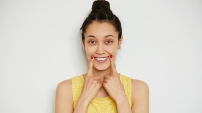 HT Health Talk: A Medanta doctor shares what actually whitens teeth — and why your charcoal toothpaste needs to go. (Freepik) HT Health Talk: A Medanta doctor shares what actually whitens teeth — and why your charcoal toothpaste needs to go. (Freepik)