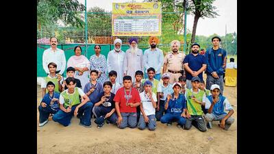 Ludhiana under-14 boys team after winning the game in Ludhiana on Wednesday. (HT) Ludhiana under-14 boys team after winning the game in Ludhiana on Wednesday. (HT)