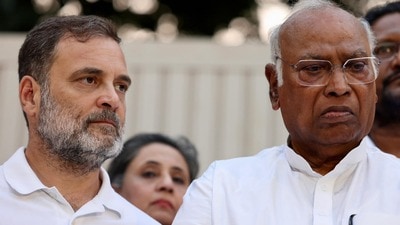 CJP নেতারা জেলে যেতেই পাশে রাহুল গান্ধী (AICC) CJP নেতারা জেলে যেতেই পাশে রাহুল গান্ধী (AICC)