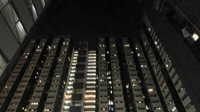 The accused allegedly told prospective buyers that they can secure flats allotted to mill workers at Bombay Dyeing Mills in Naigaon, Dadar East, at cheaper rates. (Bhushan Koyande/HT Photo)