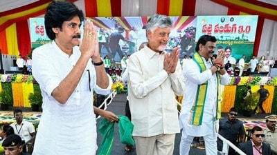 <p>ఆంధ్రప్రదేశ్లో స్థానిక సంస్థల ఎన్నికల సన్నాహాలు వేగవంతమయ్యాయి. ఈ ఎన్నికల్లో అనుసరించాల్సిన వ్యూహం, సీట్ల కేటాయింపు, అభ్యర్థుల ఎంపికపై ముఖ్యమంత్రి నారా చంద్రబాబు నాయుడితో జనసేన పార్టీ ప్రతినిధి బృందం నిర్వహించిన కీలక సమావేశం ముగిసింది. అమరావతిలో జరిగిన ఈ భేటీలో పొత్తులు, క్షేత్రస్థాయి బలాబలాలు, సీట్ల పంపిణీకి సంబంధించిన పలు అంశాలపై ఇరు పార్టీల నేతలు సుదీర్ఘంగా చర్చించారు.</p> <p>ఆంధ్రప్రదేశ్లో స్థానిక సంస్థల ఎన్నికల సన్నాహాలు వేగవంతమయ్యాయి. ఈ ఎన్నికల్లో అనుసరించాల్సిన వ్యూహం, సీట్ల కేటాయింపు, అభ్యర్థుల ఎంపికపై ముఖ్యమంత్రి నారా చంద్రబాబు నాయుడితో జనసేన పార్టీ ప్రతినిధి బృందం నిర్వహించిన కీలక సమావేశం ముగిసింది. అమరావతిలో జరిగిన ఈ భేటీలో పొత్తులు, క్షేత్రస్థాయి బలాబలాలు, సీట్ల పంపిణీకి సంబంధించిన పలు అంశాలపై ఇరు పార్టీల నేతలు సుదీర్ఘంగా చర్చించారు.</p>