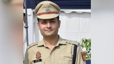 Delhi Police has registered a First Information Report (FIR) against an independent journalist and others over allegations of casteist remarks, public humiliation and defamation against Assistant Commissioner of Police (ACP) Vivek Bhagat. (LinkedIn)