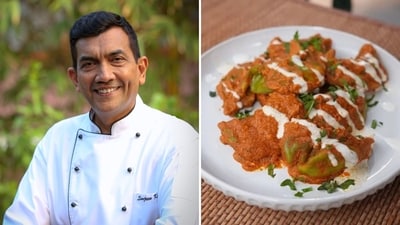 Sanjeev Kapoor's tandoori gravy momo recipe takes approximately 40 minutes to make. 