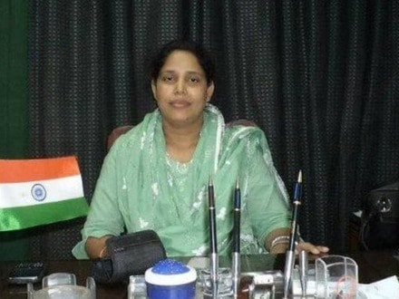 ডেমোক্র্যাটিক মহিলা তৃণমূল কংগ্রেসের বড় পদে হঠাৎ ইস্তফা সাবিনা ইয়াসমিনের 