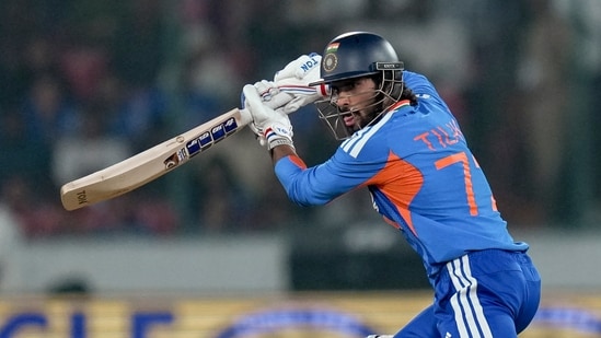 India vs West Indies 4th T20I Updates: WI close in on series-levelling win
