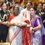 కనక దుర్గమ్మను దర్శించుకున్న రాష్ట్రపతి ద్రౌపది ముర్ము