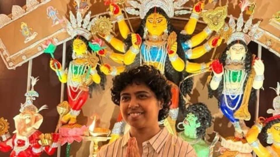 মুম্বই থেকে বাড়ি ফিরে প্রথম পোস্ট ঝিলমের