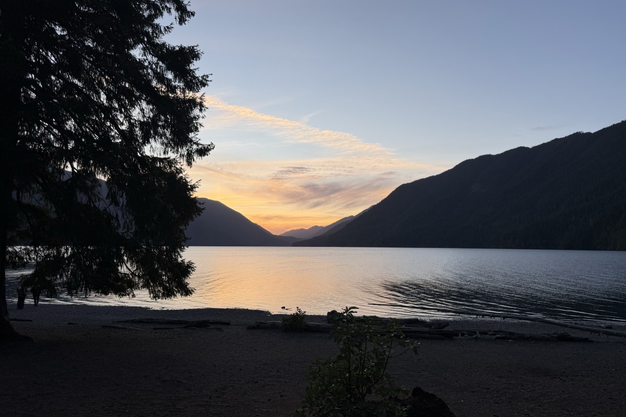 I barely made it to sunset at Lake Crescent Lodge in Olympic National Park after a last-minute charging emergency. I barely made it to sunset at Lake Crescent Lodge in Olympic National Park after a last-minute charging emergency.
