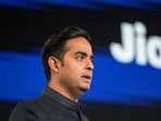 జియో ప్లాట్​ఫార్మ్స్ ఎండీ ఆకాశ్ అంబానీ..(Bloomberg)