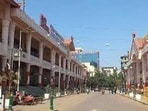 Markets, including Khwairamband Ima market (women’s market), and educational institutions remained closed