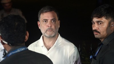 রাহুল গান্ধীর উদ্দেশে প্রধান বিচারপতি বলেন, “কেউ বিচারব্যবস্থাকে ভয় দেখিয়ে প্রভাবিত করতে পারে না।” (Sathiya)