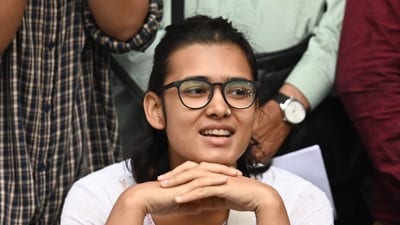 আইসা প্রধান নেহা বোরা (Hindustan Times) আইসা প্রধান নেহা বোরা (Hindustan Times)