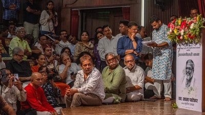 Aathavanitale Nana, a tribute programme honouring late actor Nana Patekar, was organised by the Maharashtra government's Cultural Affairs Department and the Maharashtra Film, Stage and Cultural Development Corporation in Mumbai, India, on Wednesday, October 14. (Photo by Satish Bate / Hindustan Times) (Hindustan Times) Aathavanitale Nana, a tribute programme honouring late actor Nana Patekar, was organised by the Maharashtra government's Cultural Affairs Department and the Maharashtra Film, Stage and Cultural Development Corporation in Mumbai, India, on Wednesday, October 14. (Photo by Satish Bate / Hindustan Times) (Hindustan Times)