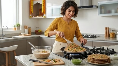 Cook traditional fasting foods like kuttu and singhara flour in a healthy way (Gemini)