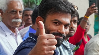 ১৬ অক্টোবর কনাট প্লেসে দিপকের প্রতিবাদে সায় কোর্টের, দিল্লি পুলিশ কী বলছে? (PTI) ১৬ অক্টোবর কনাট প্লেসে দিপকের প্রতিবাদে সায় কোর্টের, দিল্লি পুলিশ কী বলছে? (PTI)