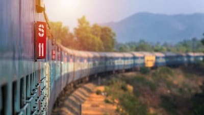 ప్రత్యేక రైళ్లు ప్రత్యేక రైళ్లు
