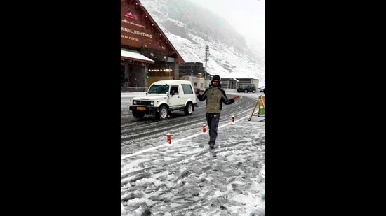 Fresh snowfall at the North Portal of the Atal Tunnel in Rohtang on Thursday. (Aqil Khan/HT)
