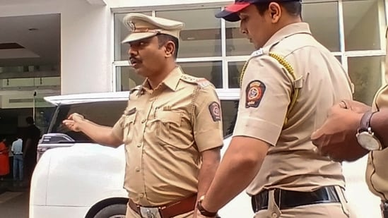 At the time of going to press, the Vitthalwadi police were registering an FIR against unidentified persons in connection with the incident. According to police, the incident took place at 8:30pm on Wednesday.