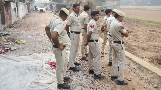 The incident took place when the victim got into a scuffle with another man at around 11.30pm at Mahavir Chowk.