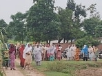 Grieving family members of Navjot Singh, killed in leopard attack. (SOURCED)