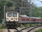 <p>ఇవన్నీ సాధారణ అన్‌రిజర్వ్‌డ్ కోచ్‌లు కావడంతో ప్రయాణికులు ముందస్తు రిజర్వేషన్ అవసరం లేకుండా కౌంటర్లలో సాధారణ టికెట్ కొనుగోలు చేసి నేరుగా ప్రయాణించవచ్చని అధికారులు తెలిపారు. </p>