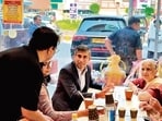 On his recent trip to India, former UK Prime Minister Rishi Sunak stopped by Bengali Sweet House & Pastry Shop in Mandi House on Wednesday.