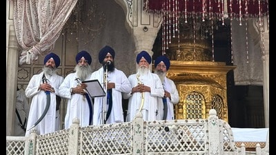 The 12 legislators disowned Giaspura’s statements and affirmed that no one is barred from the Akal Takht on the basis of caste, race or colour. (HT) The 12 legislators disowned Giaspura’s statements and affirmed that no one is barred from the Akal Takht on the basis of caste, race or colour. (HT)