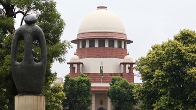 দিল্লিতে ককরোচ জনতা পার্টি (CJP)-র প্রতিবাদ কর্মসূচি ঘিরে নতুন করে আইনি টানাপোড়েন। (Neeraj kohli)