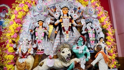 সিংহ, কন্যা, তুলা, বৃশ্চিকের মধ্যে আজ লাকি কারা! ১৭ অক্টোবর ২০২৬ রাশিফল রইল (ANI Photo) (Aftab Alam Siddiqui) সিংহ, কন্যা, তুলা, বৃশ্চিকের মধ্যে আজ লাকি কারা! ১৭ অক্টোবর ২০২৬ রাশিফল রইল (ANI Photo) (Aftab Alam Siddiqui)
